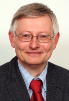 Dr. Ulrich Voshaar